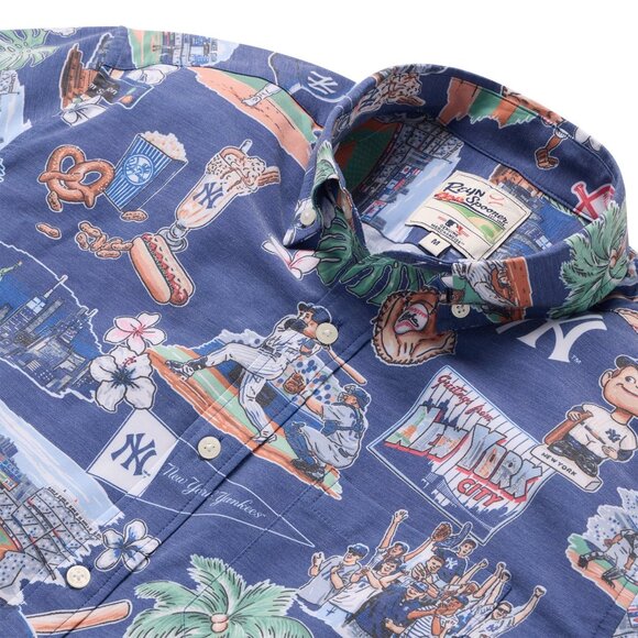 Reyn Spooner MLB® NEW YORK YANKEES SCENIC PERFORMANCE BUTTON FRONT SHIRT - Picture 2 of 3